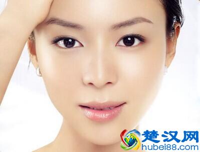  眼袋大是什么原因(怎么快速消除眼袋)