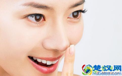  如何让鼻翼缩小（6招降低鼻翼缩小的风险）