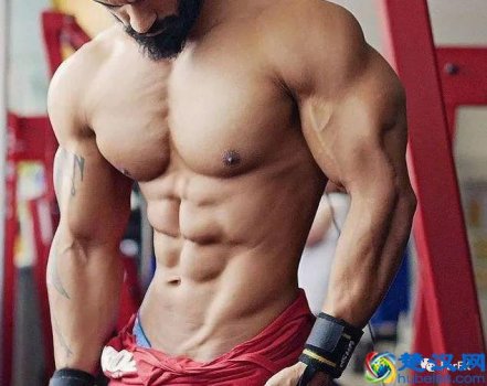  如何锻炼手臂肌肉（15个手臂训练动作）