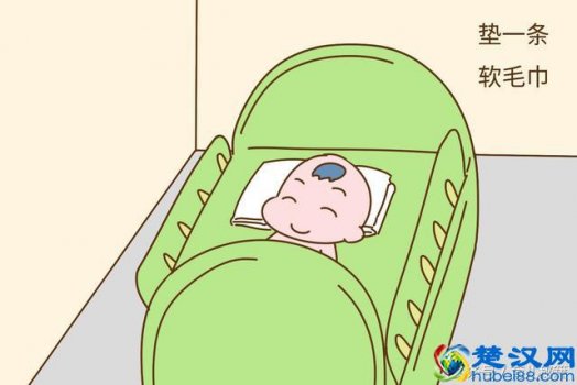 婴儿什么时候用枕头(婴儿要用什么材质的枕头)