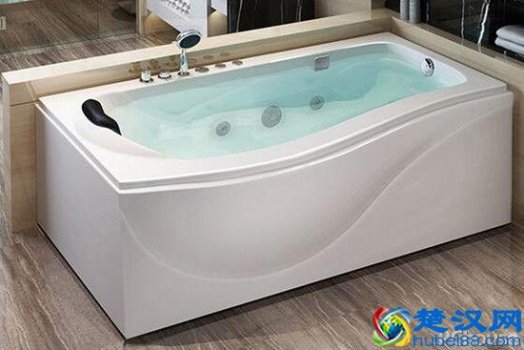 什么牌子的浴缸性价比高(家用浴缸品牌排行榜)