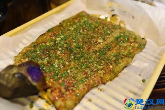  一家特色烧烤店都有什么产品（美食博主告诉你什么烧烤最好吃）