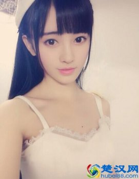  胸小的女人冬天穿什么文胸（这几款文胸穿着既优雅又时尚）