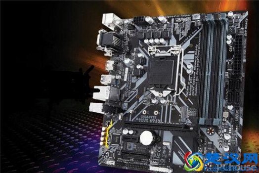  怎么看电脑主板型号（电脑主板型号在哪里看）