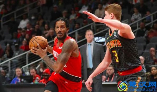  特雷杨阿里扎冲突（被特雷杨穿裆！阿里扎暴怒）