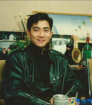  陈百强为什么吃安眠药（陈百强生前第二套住宅照片）