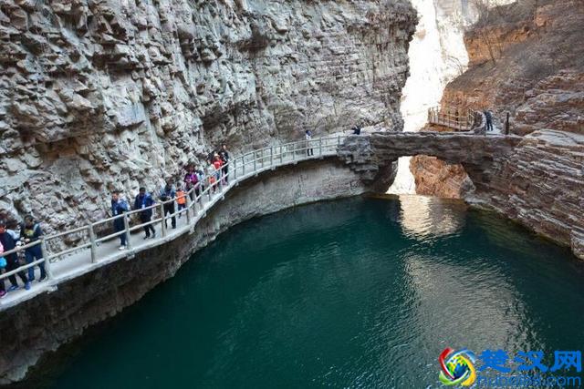 游览林州太行大峡谷