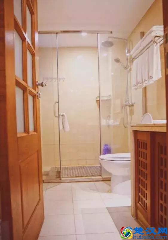 成都花水湾温泉小镇北欧风的度假屋，感受名符其实的天然氧吧